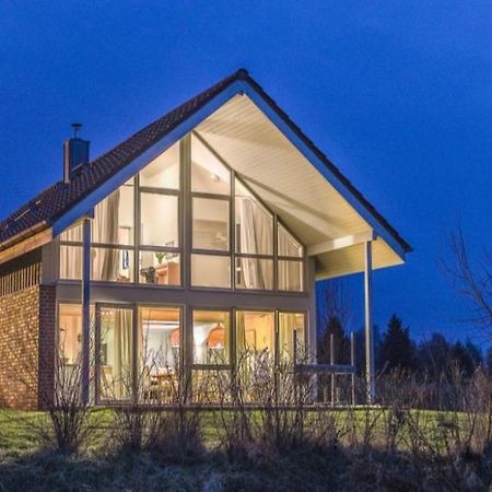 W7 - Sehr Schoenes Ferienhaus Mit Toller Lage Und Super Aussicht In Roebel An Der Mueritz Villa Exterior photo