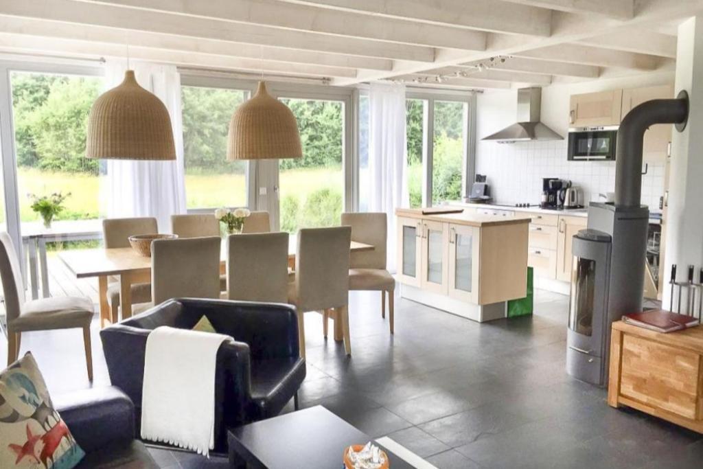 W7 - Sehr Schoenes Ferienhaus Mit Toller Lage Und Super Aussicht In Roebel An Der Mueritz Villa Exterior photo